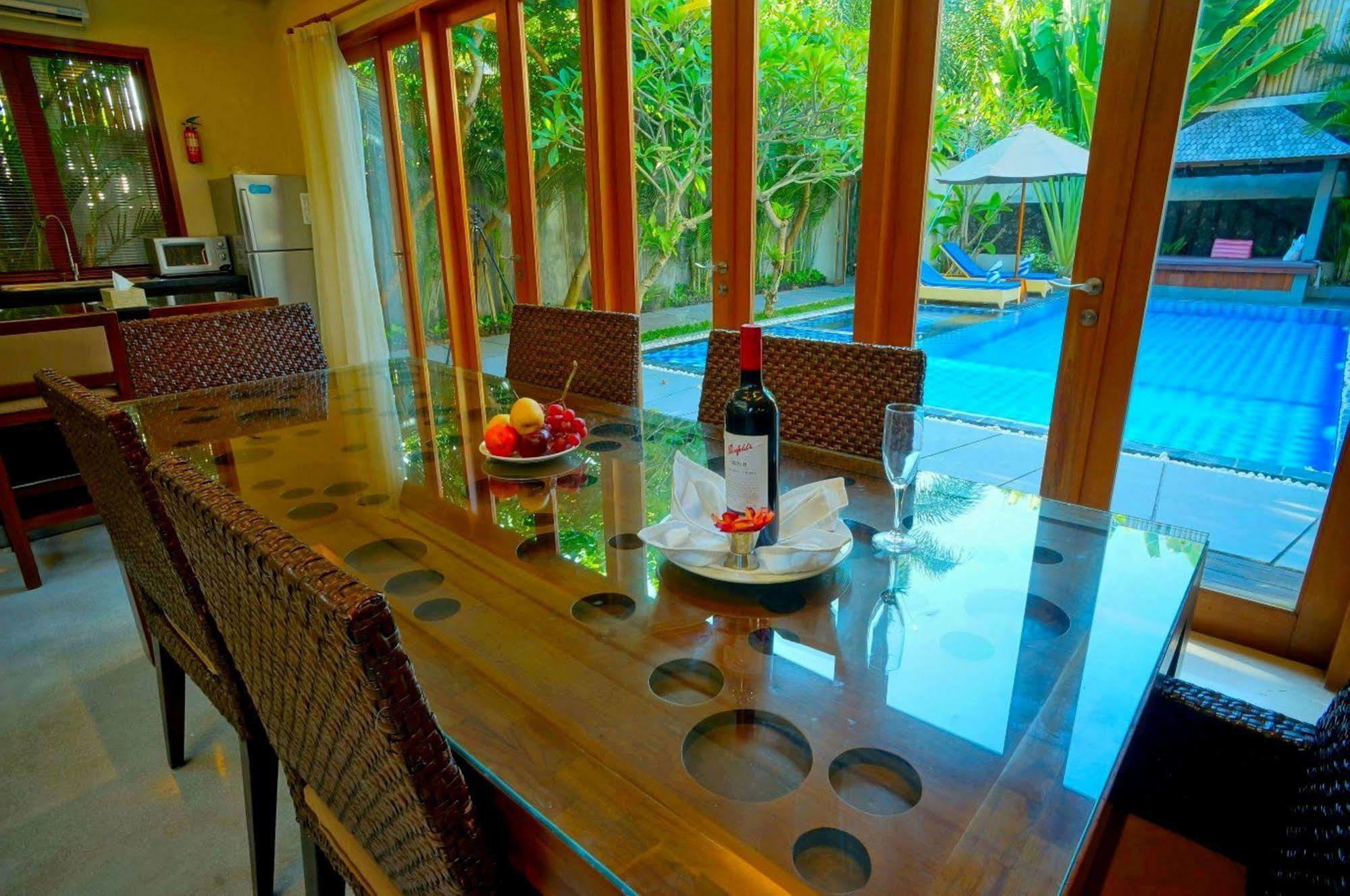 Villa Travis Seminyak  Bagian luar foto