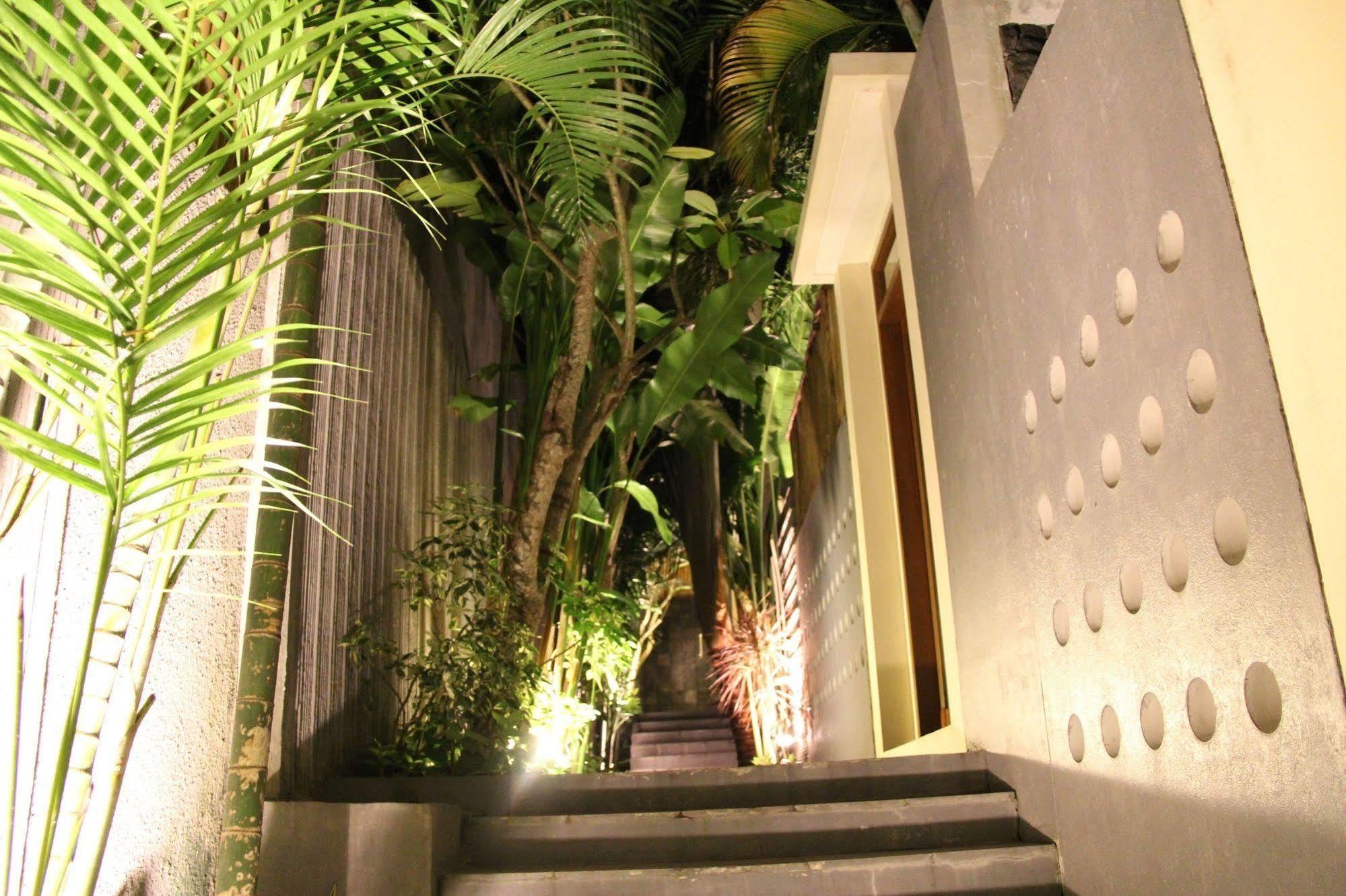 Villa Travis Seminyak  Bagian luar foto