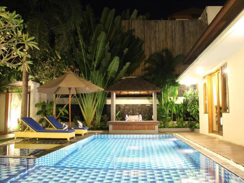 Villa Travis Seminyak  Bagian luar foto